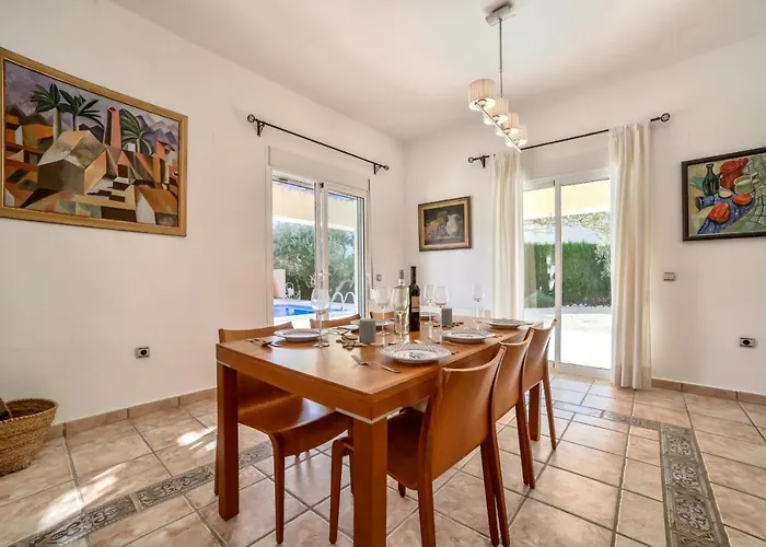 Gio - Plusholidays Calpe